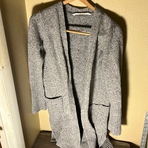 Athleta Women’s Shawl Collar Open Long Cardigan 50%Wool Blend Sweater Gray Med